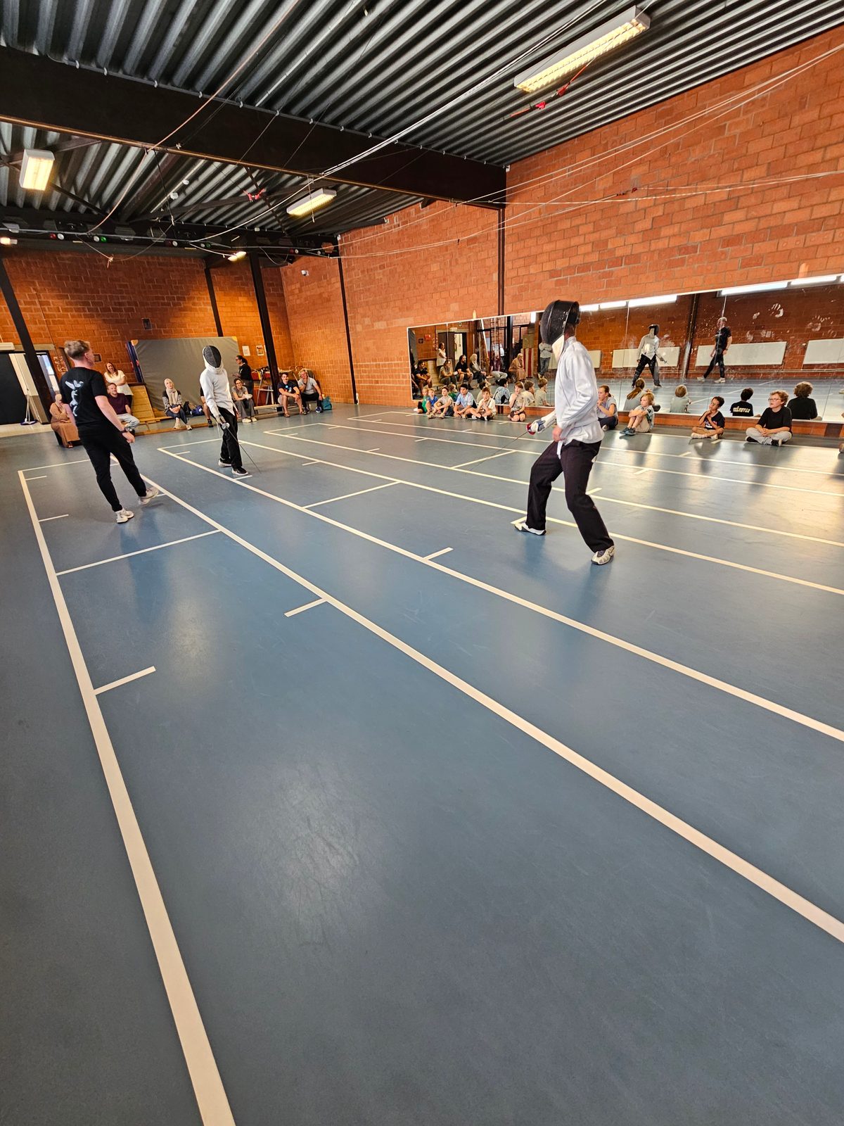 Demonstratie voor de nieuwe schermers